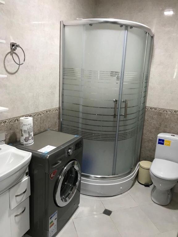 Тбилиси: 80 Merab Kostava Street saakadze tower