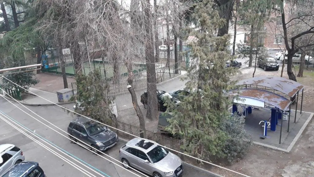 Тбилиси: 147 Davit Aghmashenebeli Avenue