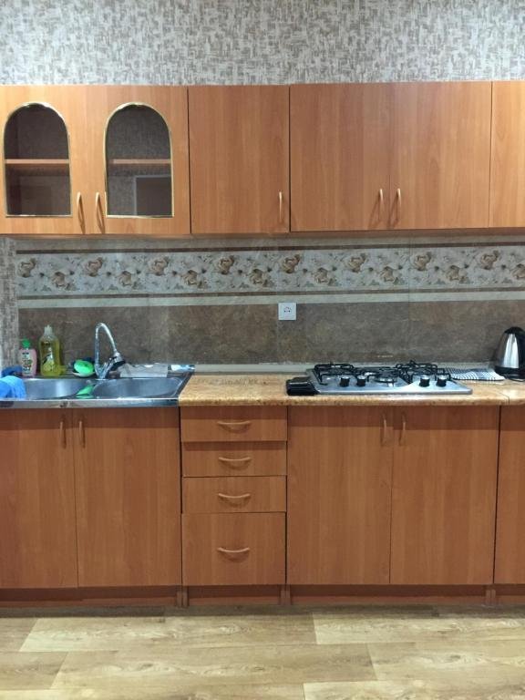 Тбилиси: 13 Grigol Khandzteli Street