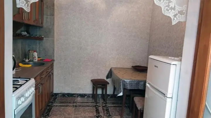 Батуми: 1 Room Flat - 100M From Coastline
