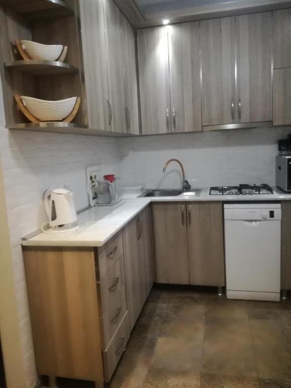 Батуми: Vacation Home On 26'Th May Str, Fl 2