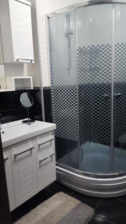 Батуми: Yalchin Residence Apartment 360