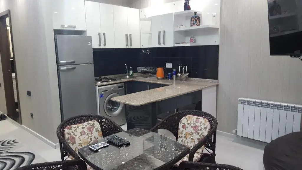 Батуми: Yalchin Residence Apartment 360