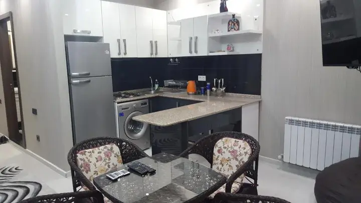 Батуми: Yalchin Residence Apartment 360