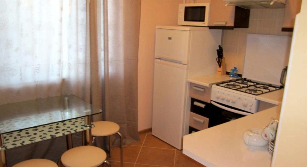 Батуми: 36 Gorgiladze , apt. 34 - 2