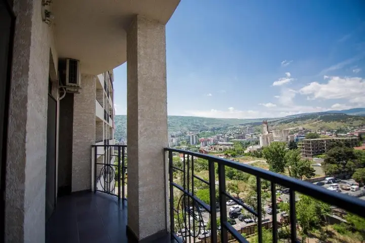 Тбилиси: The 9Th Floor Apartment