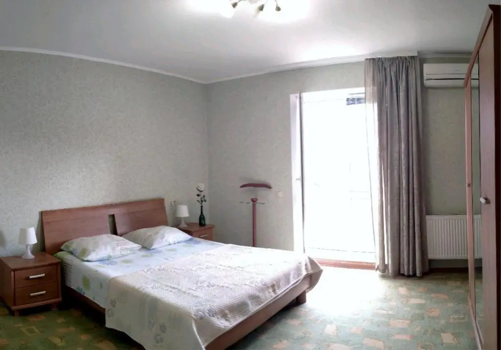 Батуми: 36 Gorgiladze , apt. 17 - 3