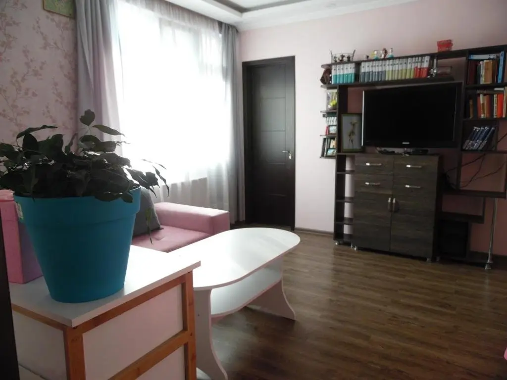 Батуми: 10 Inasaridze Street Batumi
