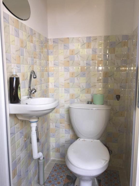 Тбилиси: 43 Arnold Chikobava Street