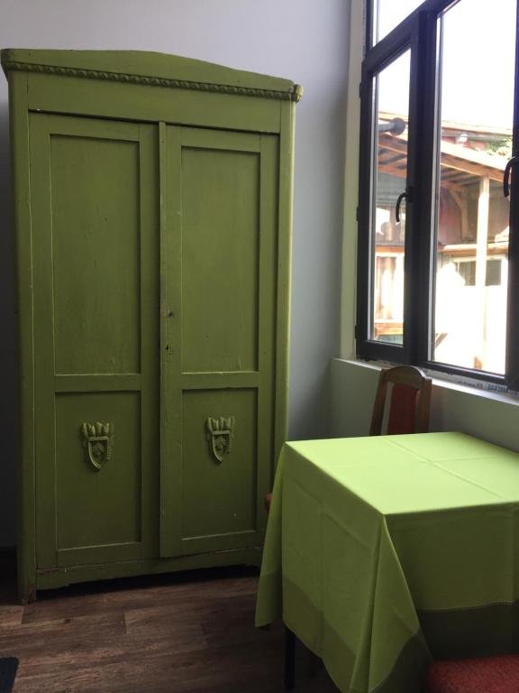 Тбилиси: 43 Arnold Chikobava Street