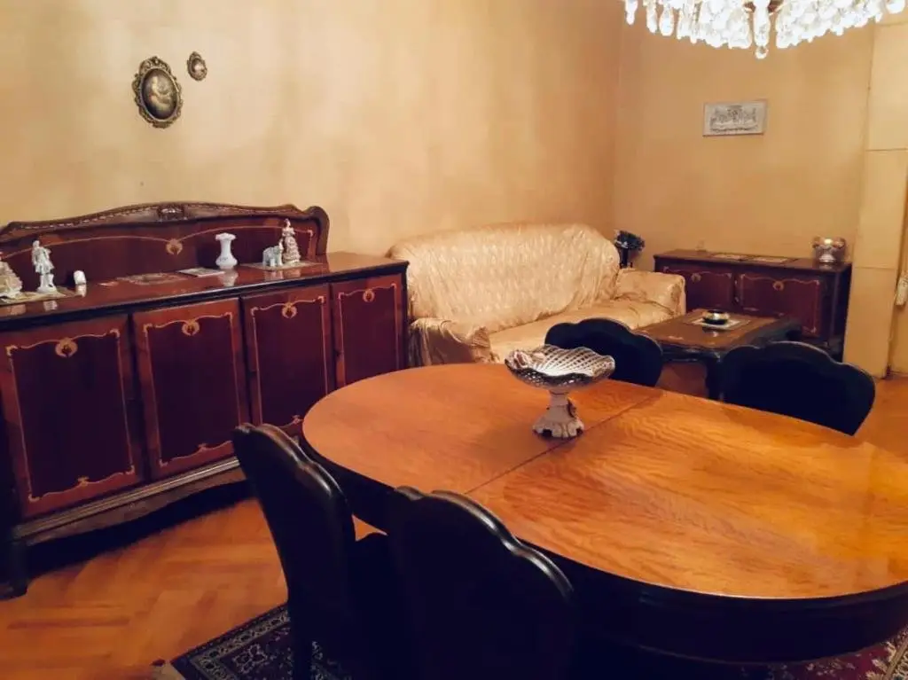 Кутаиси: Cosy Apartment