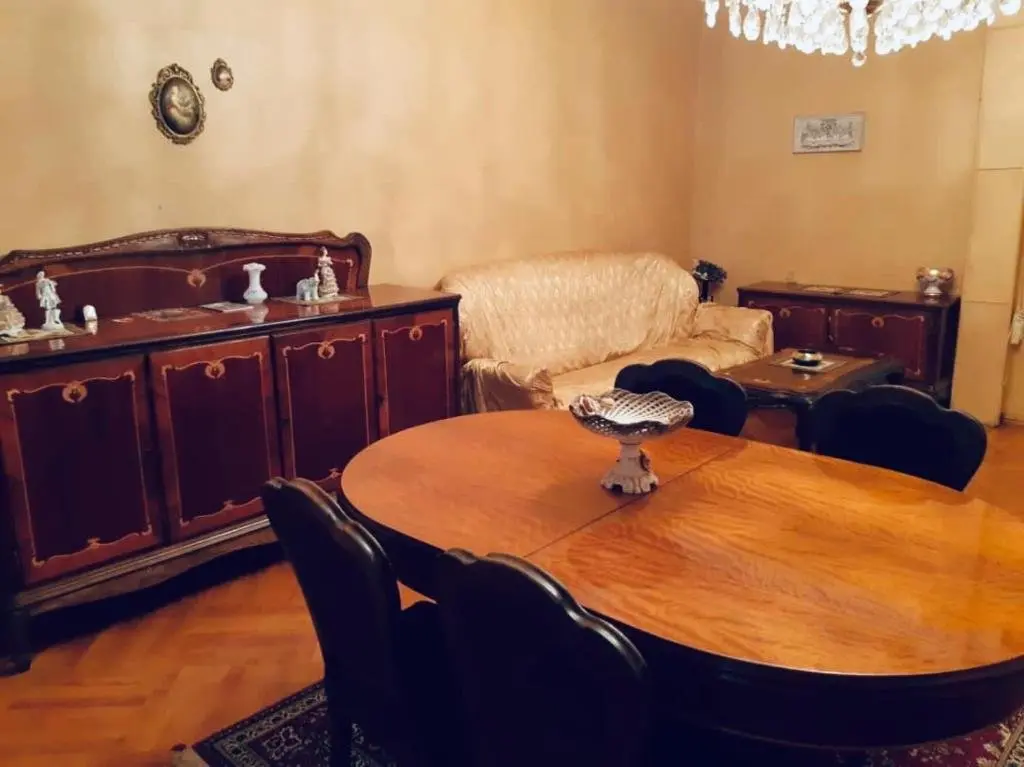 Кутаиси: Cosy Apartment
