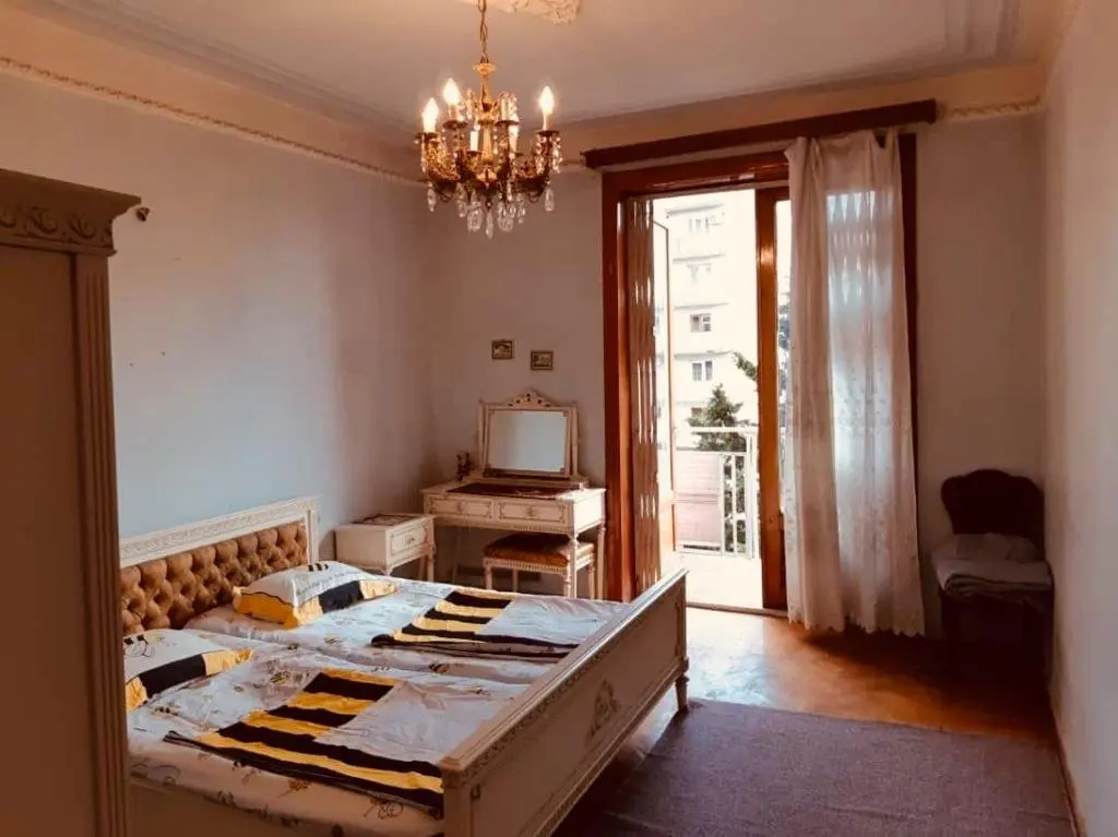 Кутаиси: Cosy Apartment