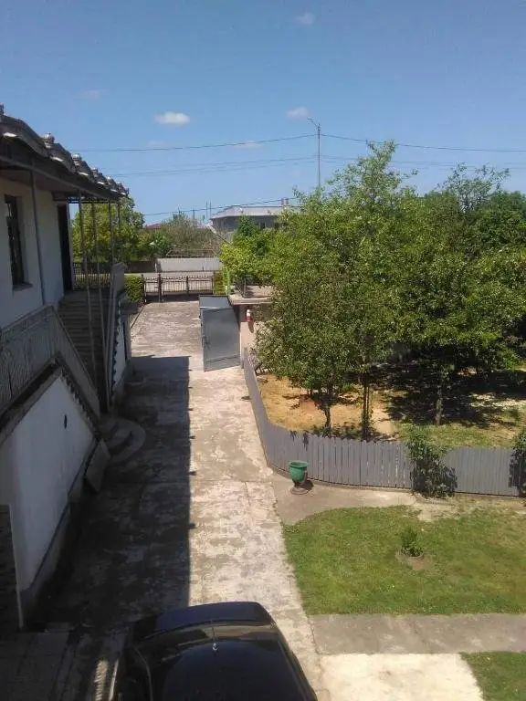 Тбилиси: Tsaishi House