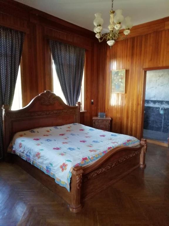 Тбилиси: Tsaishi House