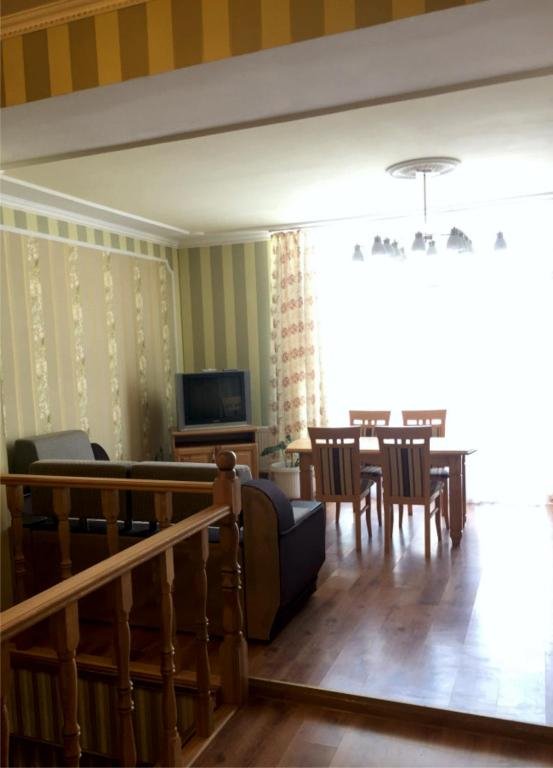 Батуми: 36 Gorgiladze , apt. 32 - 3