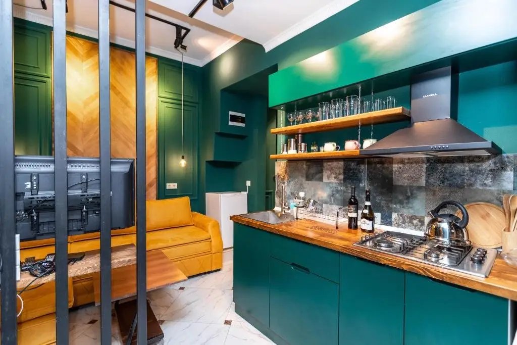 Тбилиси: 47 Lado Meskhishvili Street Apartment