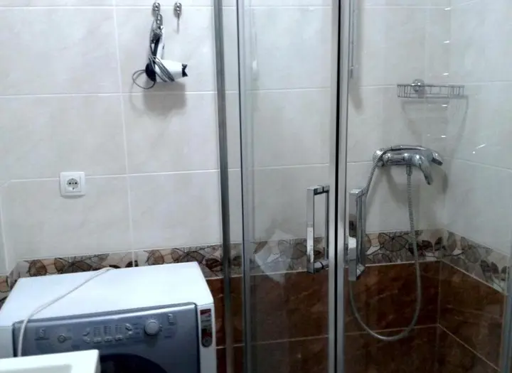 Батуми: 36 Gorgiladze , apt. 24 - 4