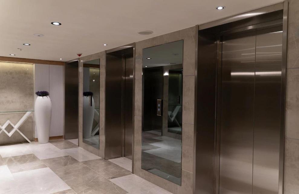 Батуми: 32 Floor Plus