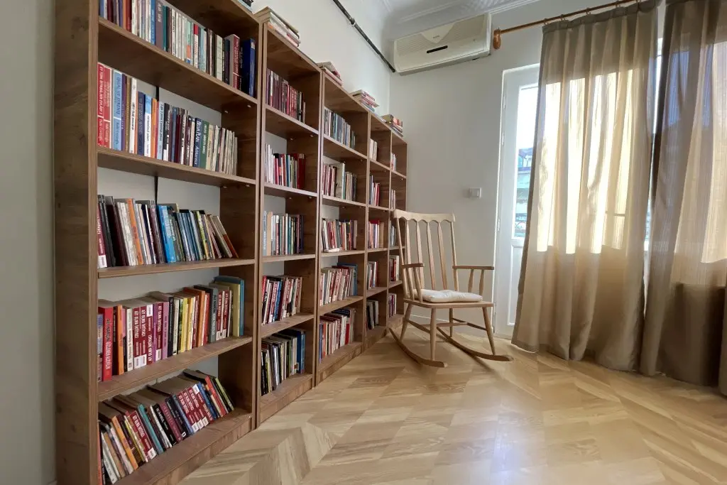 Стамбул: Апартаменты 2BR/2Bath Central Apt, Balcony - Near Hilton