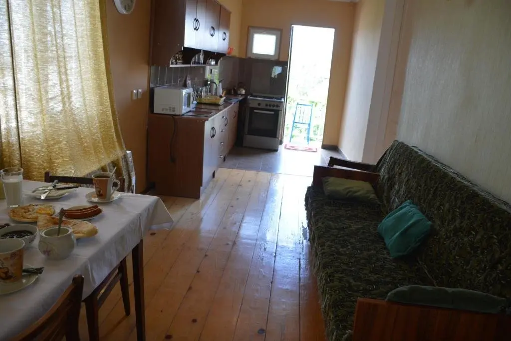 Кутаиси: Friends House in QD