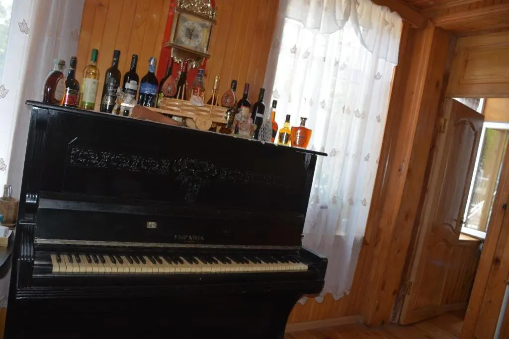 Кутаиси: Friends House in QD