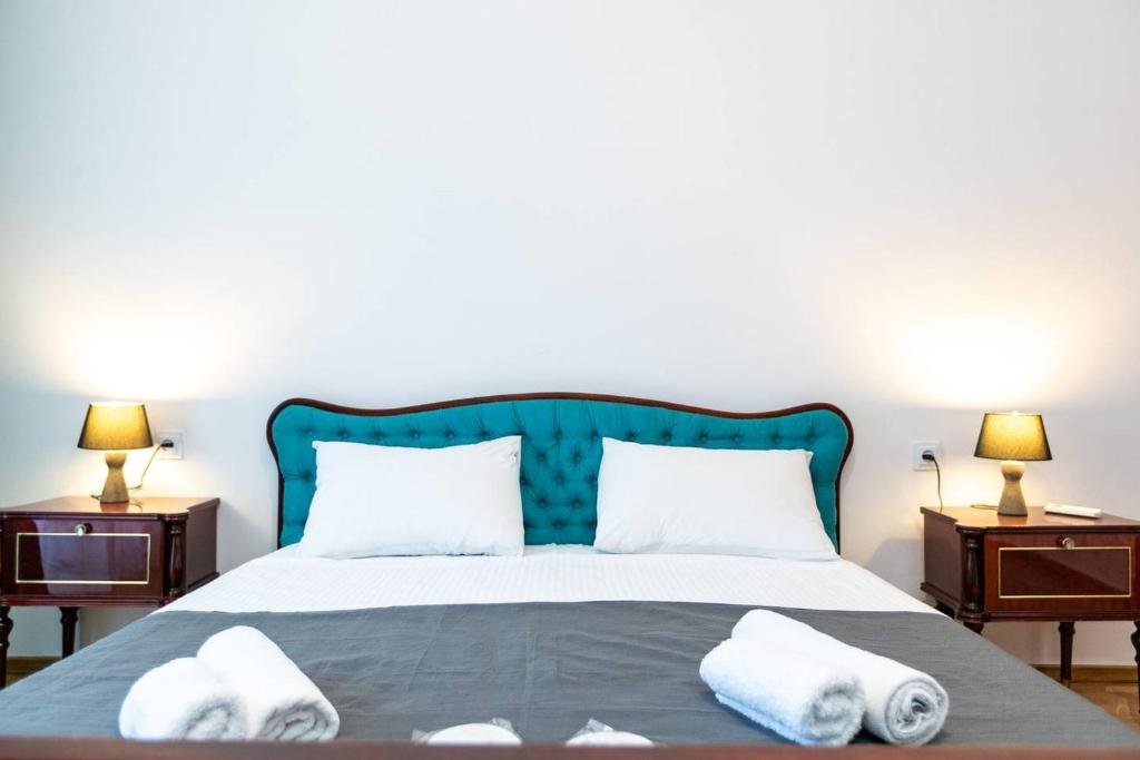 Тбилиси: Wehost City Center Billiard Apartment
