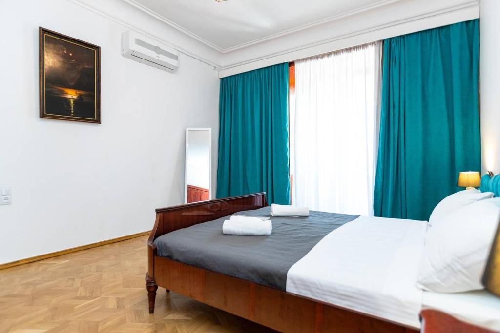 Тбилиси: Wehost City Center Billiard Apartment