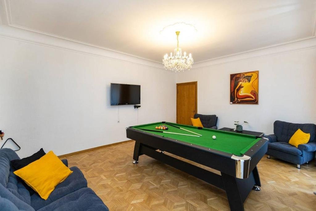 Тбилиси: Wehost City Center Billiard Apartment
