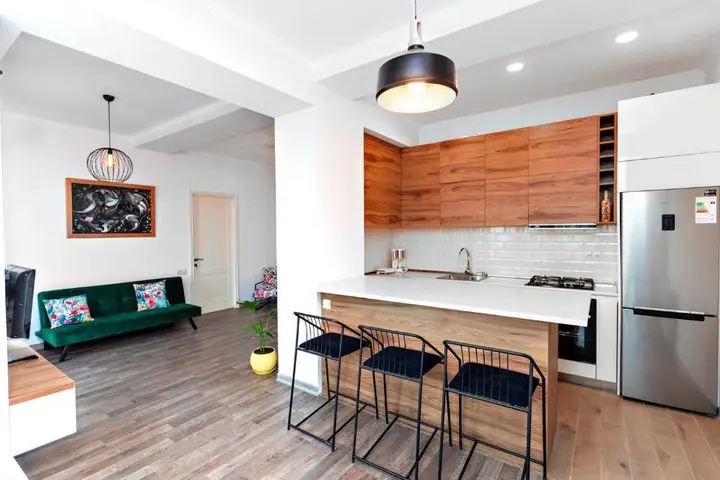 Тбилиси: Wehost Apartment in the Heart of Tbilisi