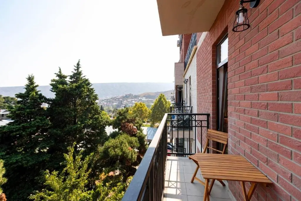 Тбилиси: Wehost Apartment in the Heart of Tbilisi