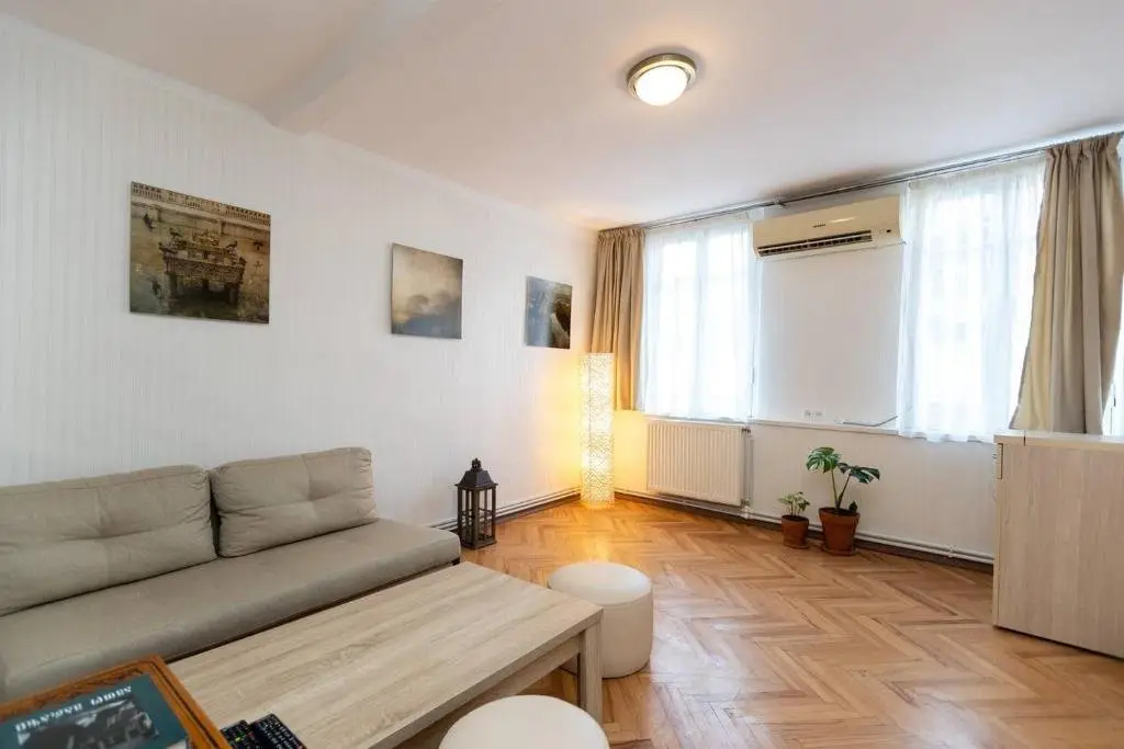 Тбилиси: Wehost Apartment in the heart of Old Tbilisi