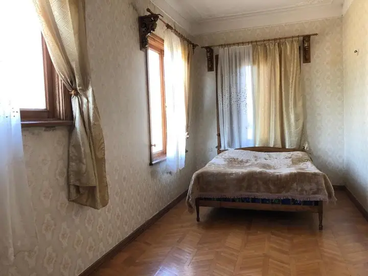 Кутаиси: Renaissance Palace
