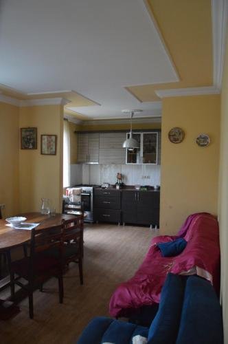 Батуми: Zviadi's Guest House