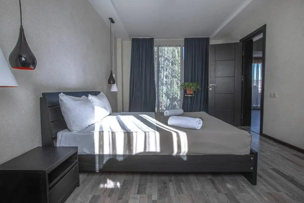 Тбилиси: Wehost Apartment in the City Center