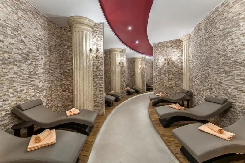 Афьон-Карахисар: Akrones Thermal Spa & Convention Sport Hotel