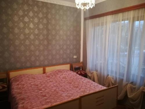 Зугдиди: Guest House Leo
