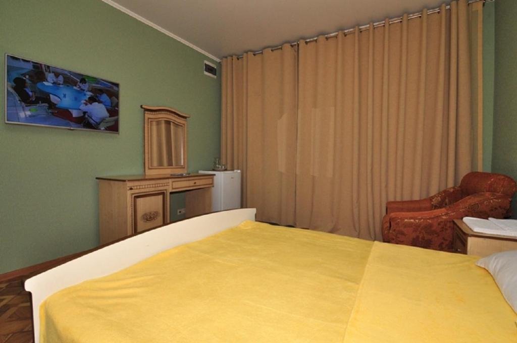 Новый Афон: Guest house Nika