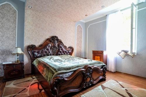 Анаклия: Alik House