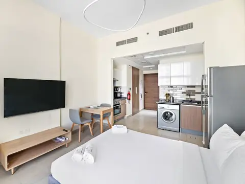 Апартаменты Brand New Studio Azizi Star Al Furjan — фото 1