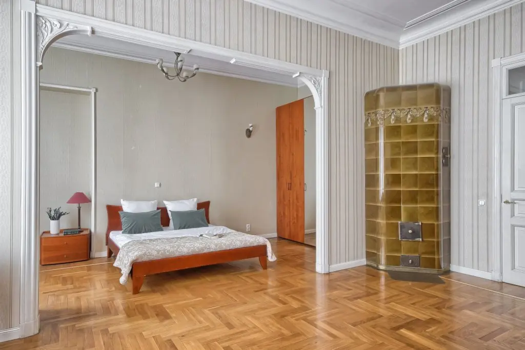 Санкт-Петербург: Апартаменты MyHomeYourHome на Зверинской 42