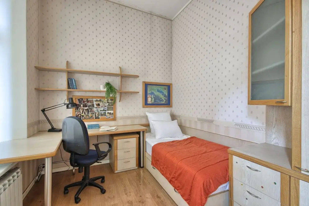 Санкт-Петербург: Апартаменты MyHomeYourHome на Зверинской 42
