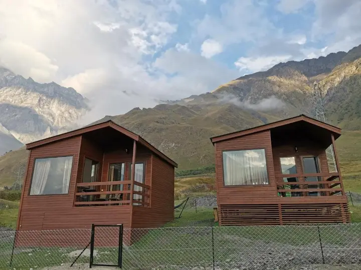 Степанцминда: Kazbegi Twins