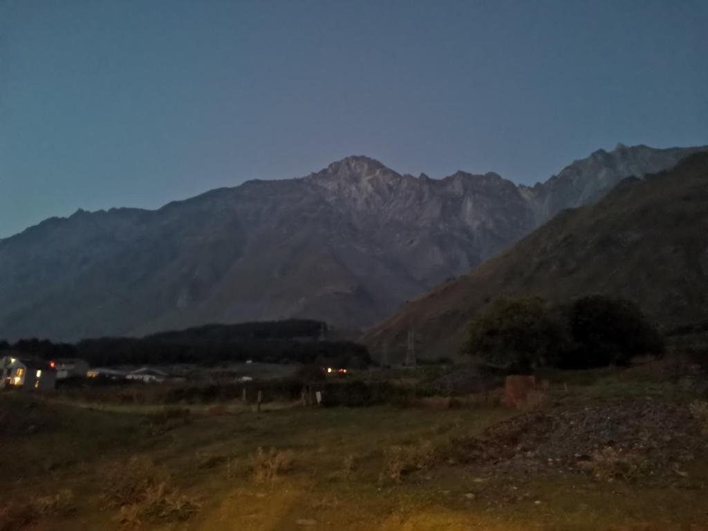 Степанцминда: Kazbegi Twins