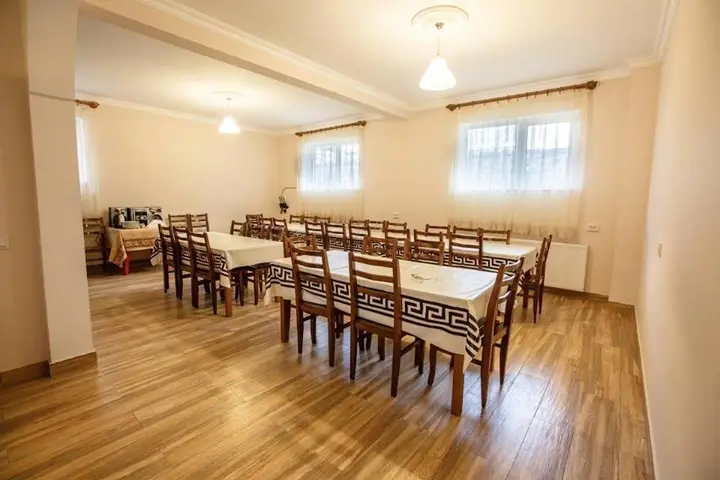 Степанцминда: Guest House Diana