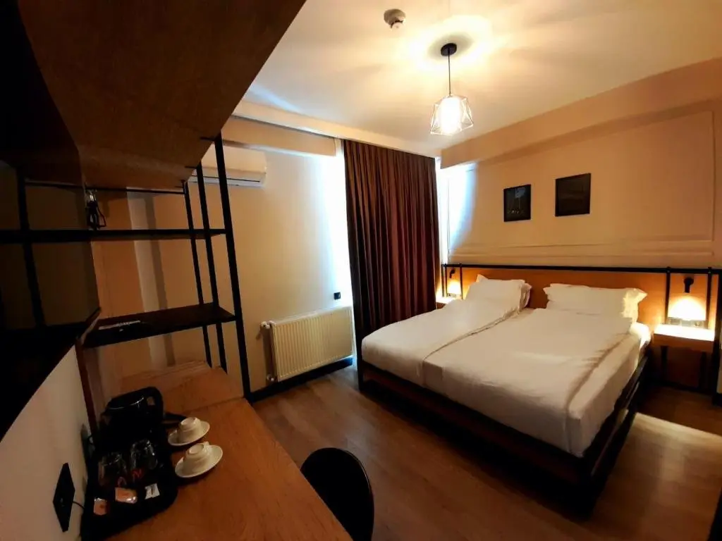 Боржоми: Borjomi Bridge Hotel