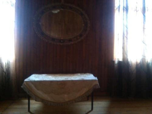 Зугдиди: Gvanca and George house