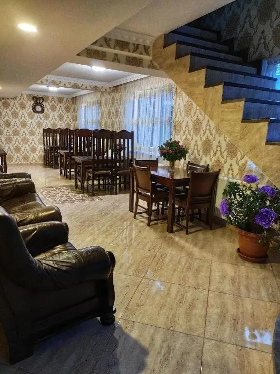 Степанцминда: Sophia's Guest House
