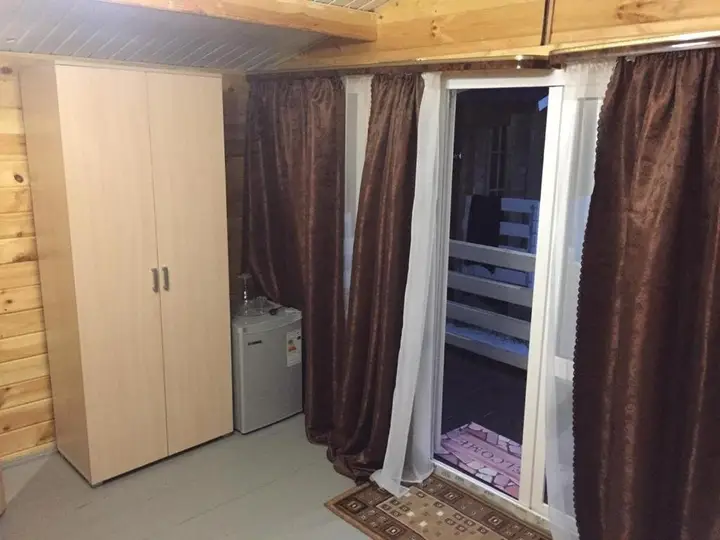 Новый Афон: Parusa Guesthouse