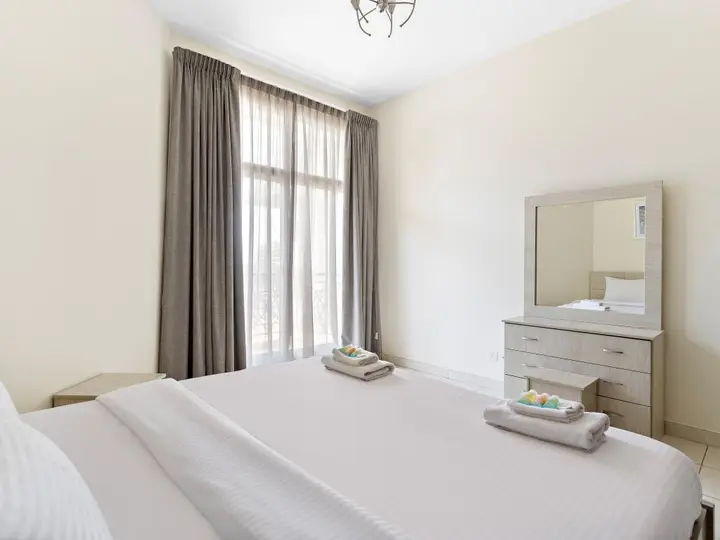 Дубай: Апартаменты Spacious 1 Bedroom Apartment La Fontana